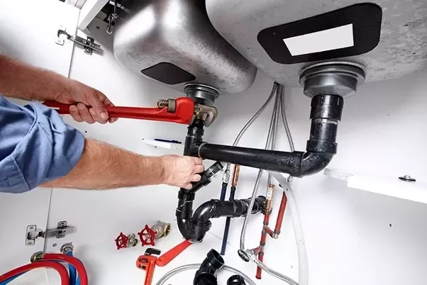 What are the duties of a plumber